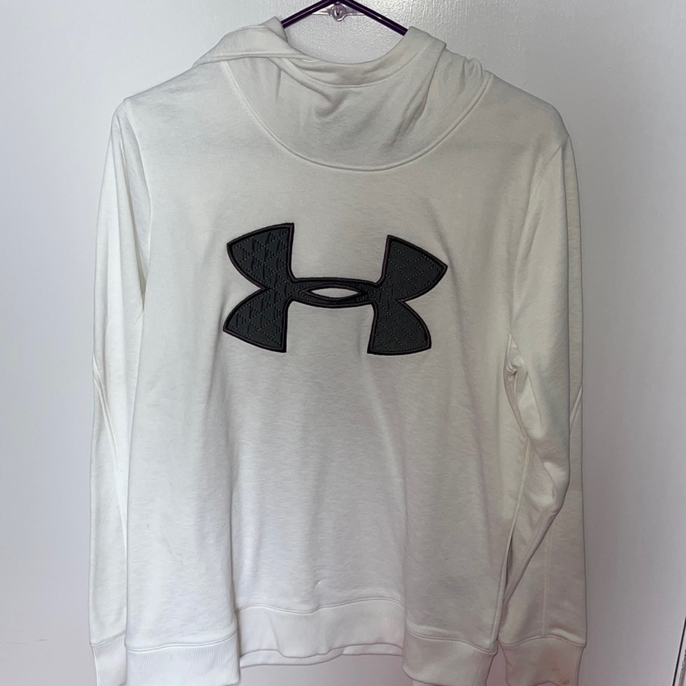 White under armor sweatshirt shirt